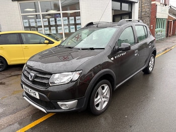 Used Dacia Sandero Stepway 2016 for sale - 77976518: Photo