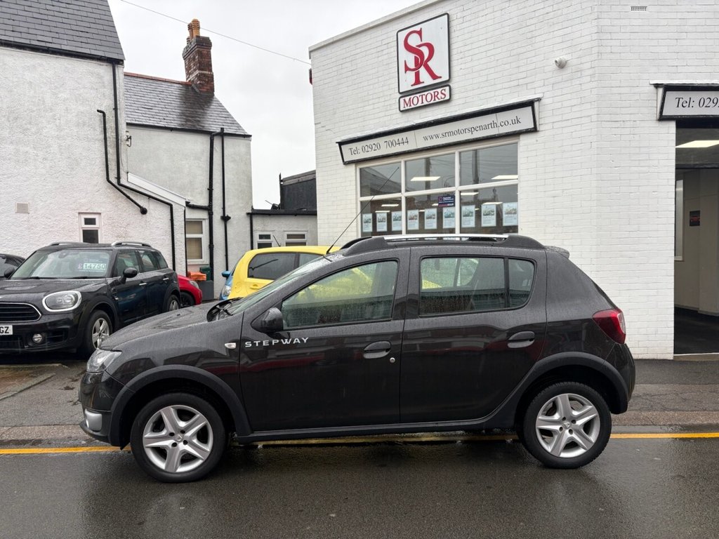 Used Dacia Sandero Stepway 2016 for sale - 77976518: Photo 5