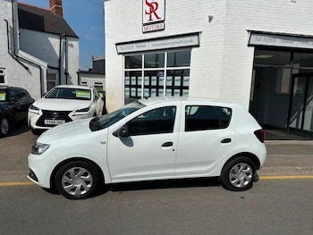 Used Dacia Sandero 2019 for sale - 79371160: Photo