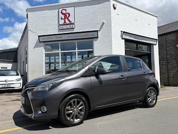Used Toyota Yaris 2015 for sale - 78597905: Photo
