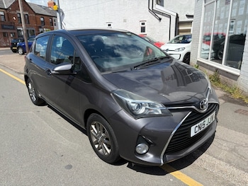 Used Toyota Yaris 2015 for sale - 78597905: Photo