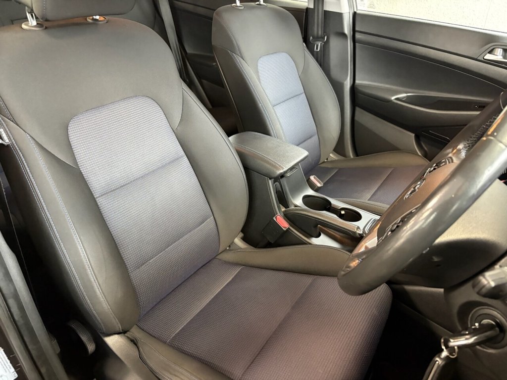 Used Hyundai TUCSON 2017 for sale - 76132361: Photo 11