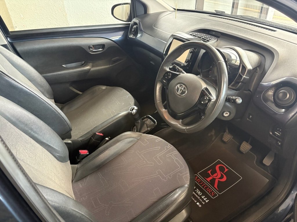 Used Toyota AYGO 2015 for sale - 77072807: Photo 9