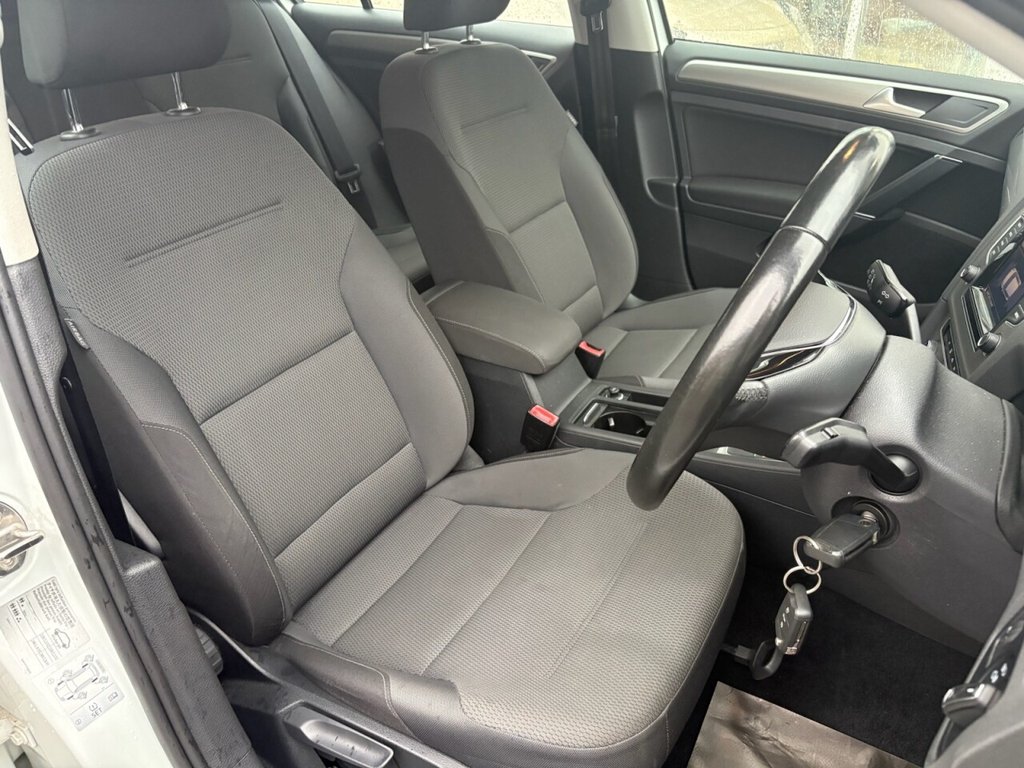 Used Volkswagen Golf 2015 for sale - 77806832: Photo 11