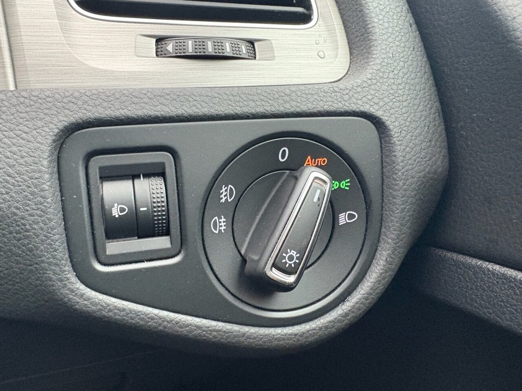 Used Volkswagen Golf 2015 for sale - 77806832: Photo 22