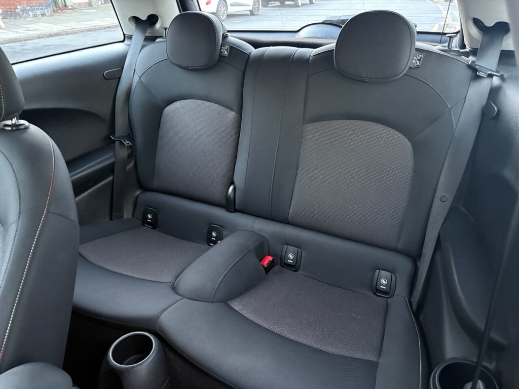 Used MINI Hatch 2019 for sale - 77111220: Photo 14