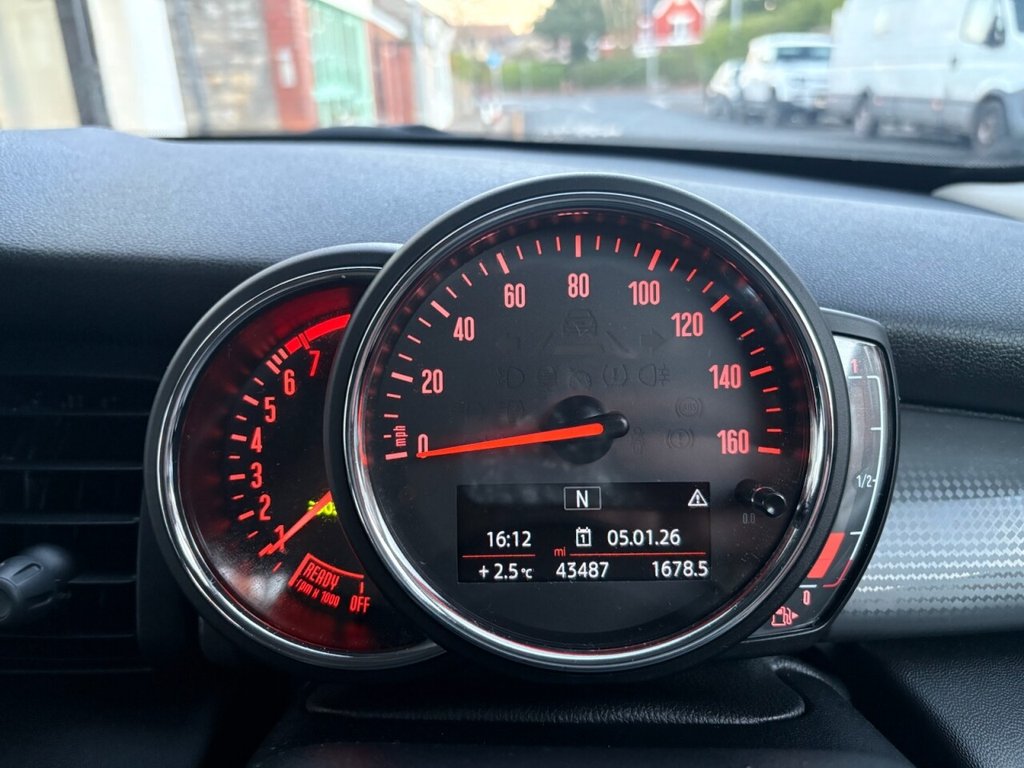 Used MINI Hatch 2019 for sale - 77111220: Photo 24