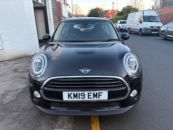 Used MINI Hatch 2019 for sale - 77111220: Photo