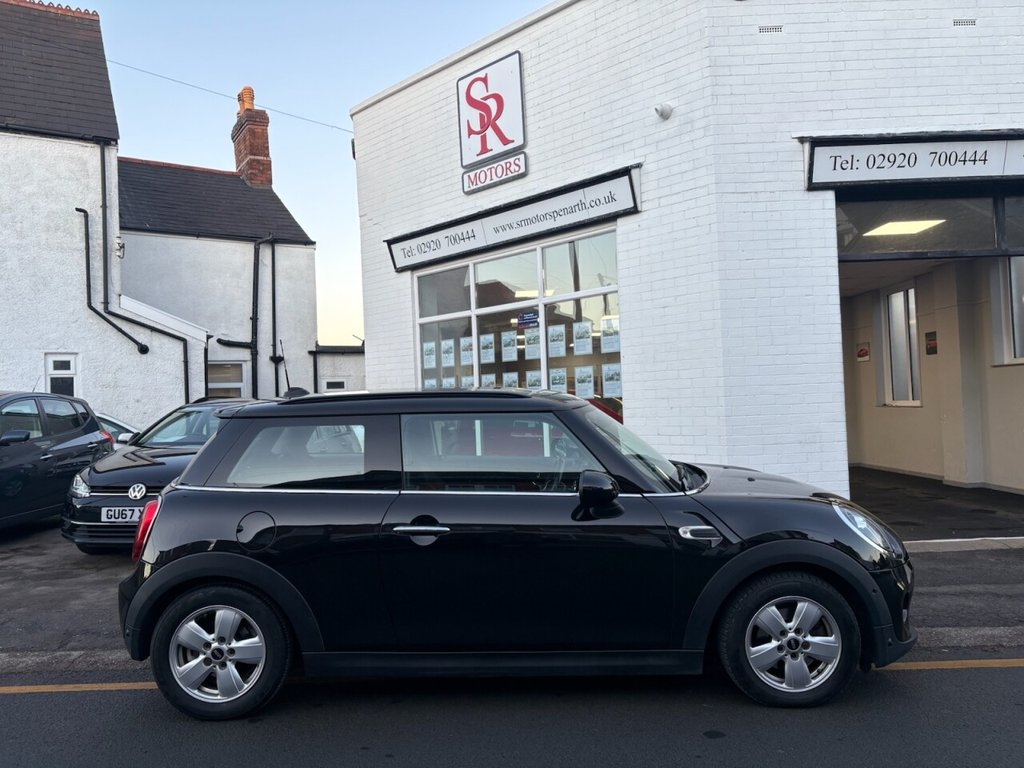 Used MINI Hatch 2019 for sale - 77111220: Photo 9