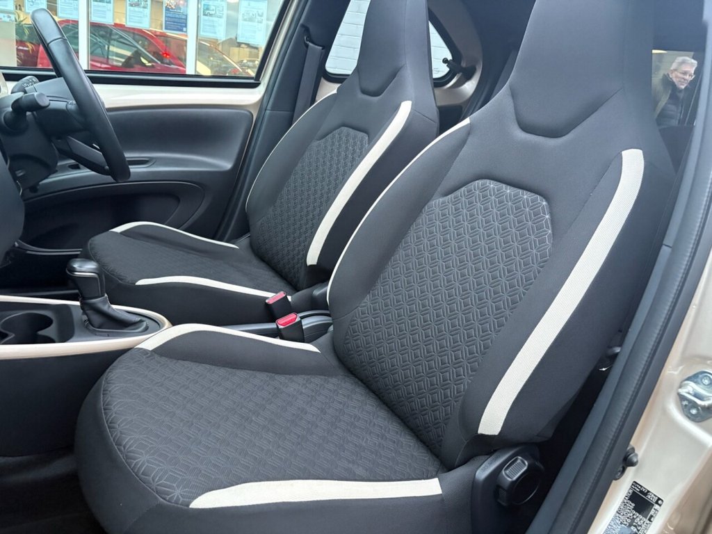 Used Toyota Aygo X 2022 for sale - 77941681: Photo 15