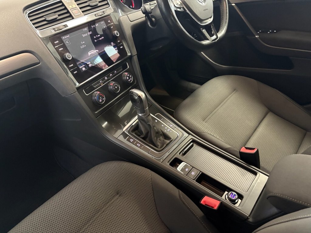 Used Volkswagen Golf 2017 for sale - 76559040: Photo 15