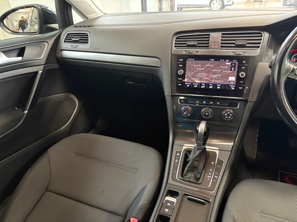 Used Volkswagen Golf 2017 for sale - 76559040: Photo 19