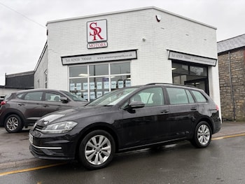 Used Volkswagen Golf 2017 for sale - 76559040: Photo