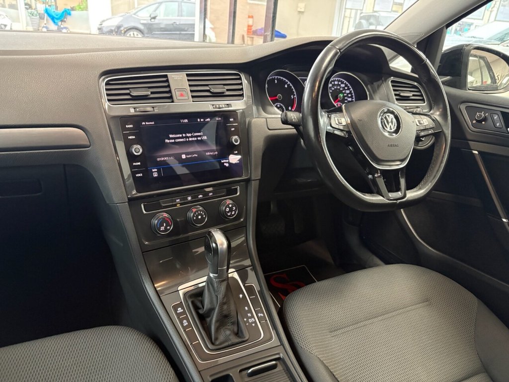 Used Volkswagen Golf 2017 for sale - 76559040: Photo 20