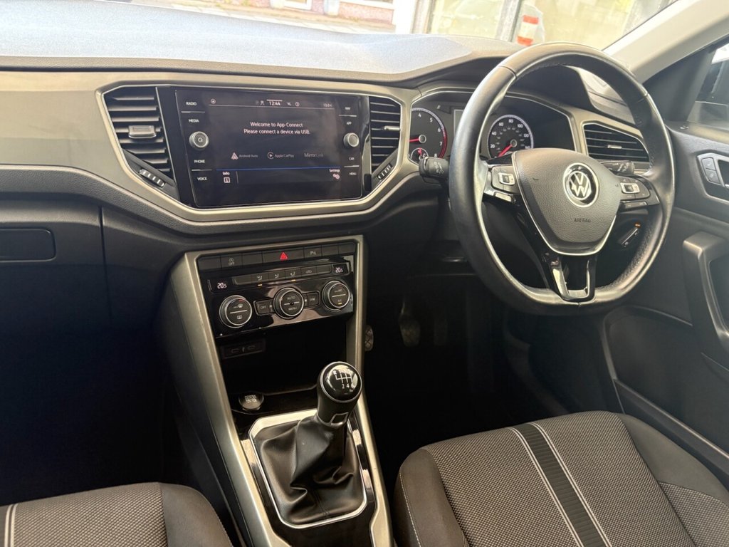 Used Volkswagen T-Roc 2021 for sale - 76604524: Photo 16