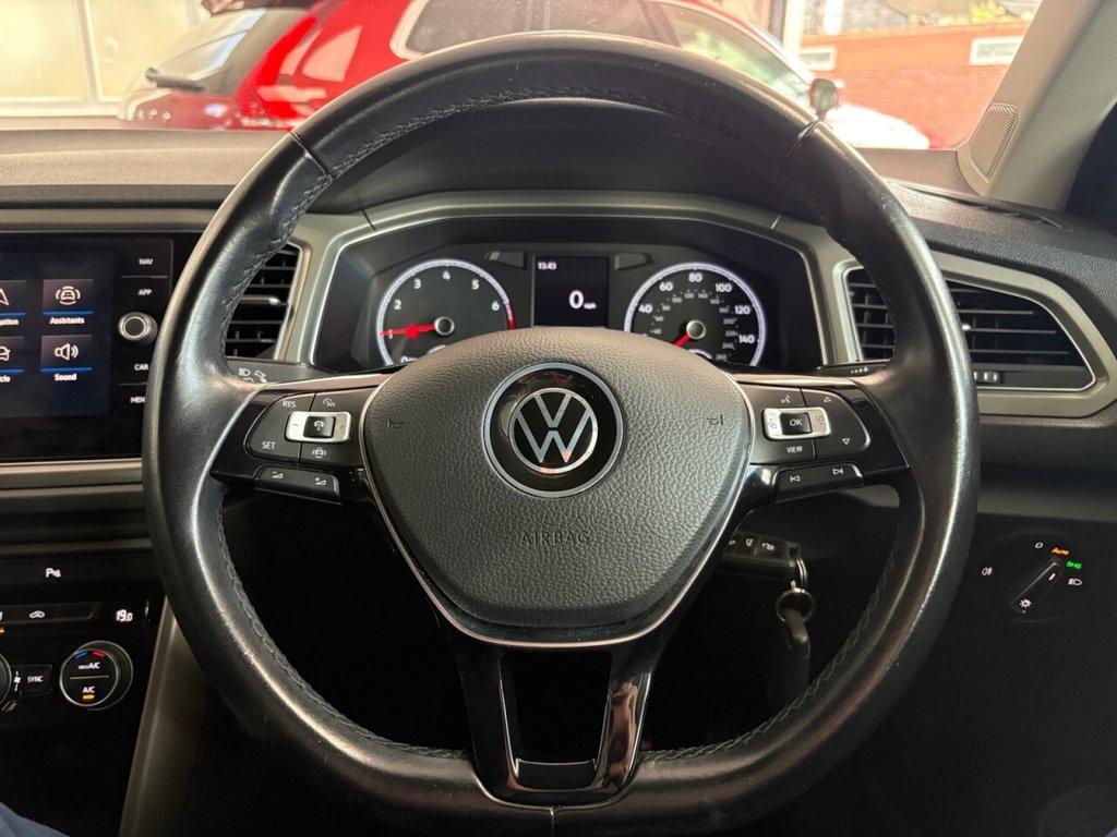 Used Volkswagen T-Roc 2021 for sale - 76604524: Photo 26