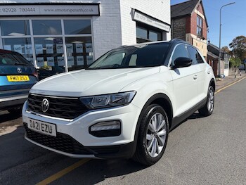 Used Volkswagen T-Roc 2021 for sale - 76604524: Photo