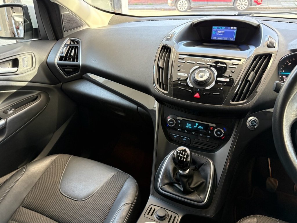 Used Ford Kuga 2013 for sale - 76356116: Photo 19