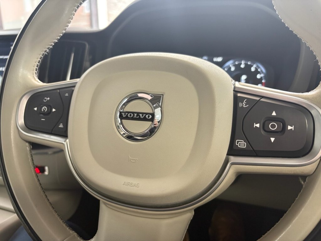 Used Volvo XC60 2018 for sale - 76068773: Photo 23