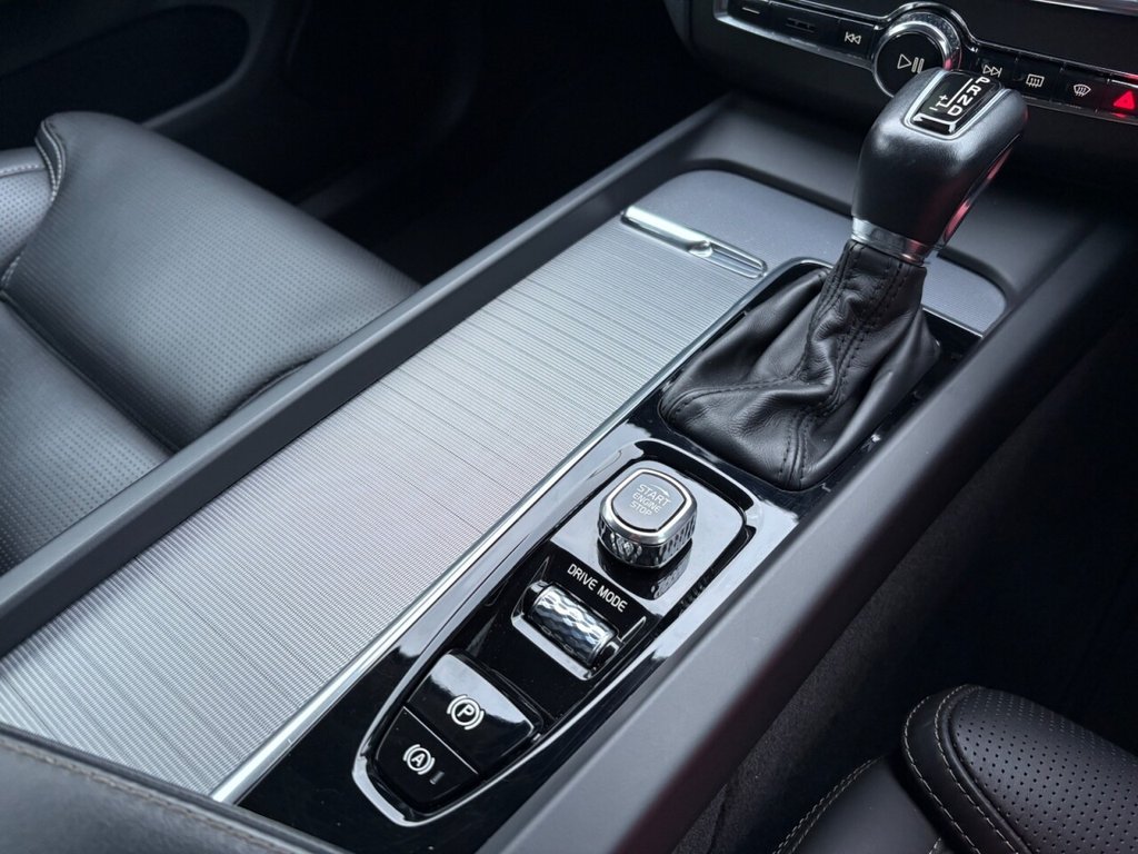 Used Volvo XC60 2019 for sale - 77408539: Photo 25