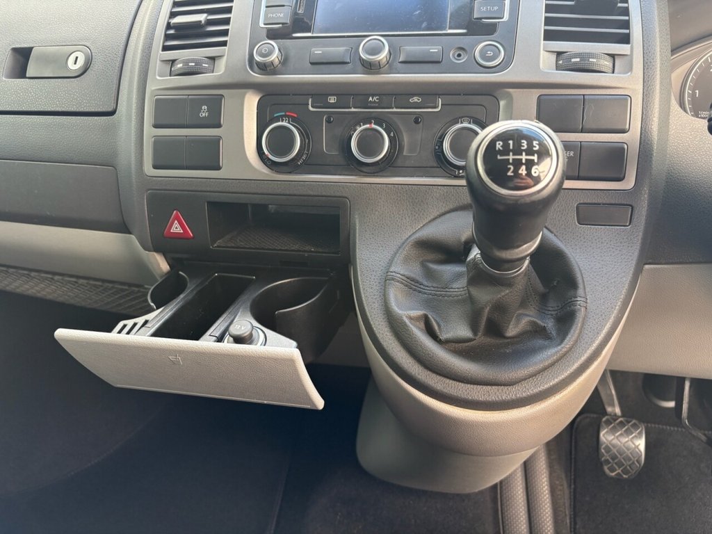 Used Volkswagen Transporter 2015 for sale - 75929672: Photo 27