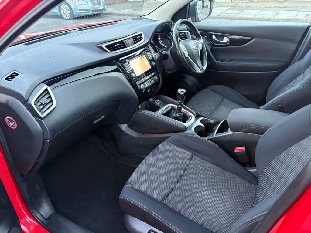 Used Nissan Qashqai 2014 for sale - 76642296: Photo 12