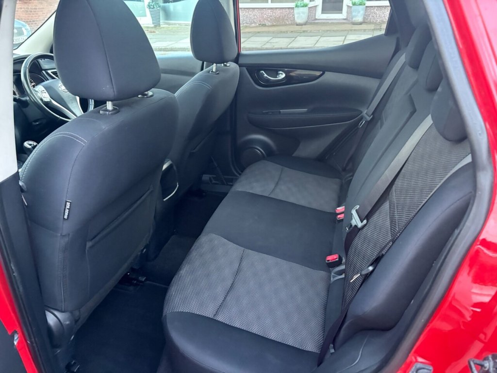 Used Nissan Qashqai 2014 for sale - 76642296: Photo 14