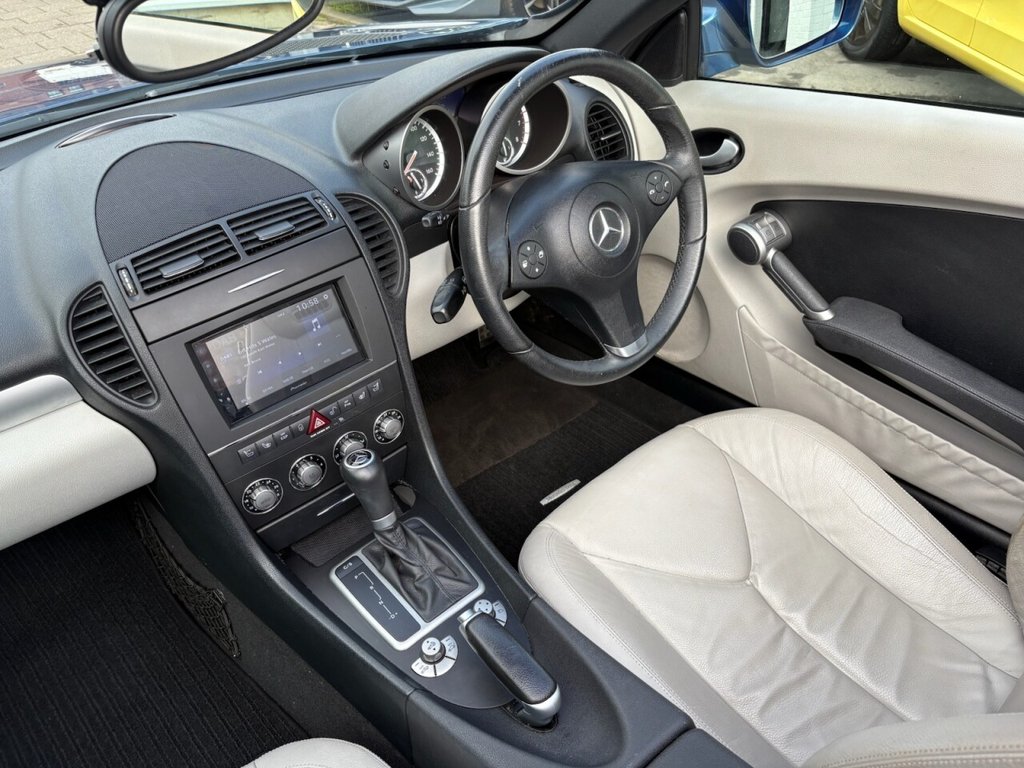 Used Mercedes-Benz SLK 2008 for sale - 77642314: Photo 18