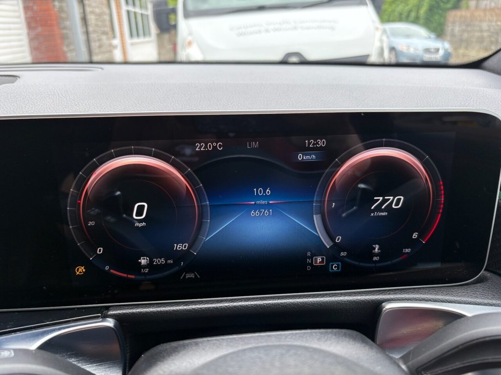 Used Mercedes-Benz GLB 2020 for sale - 76848111: Photo 21