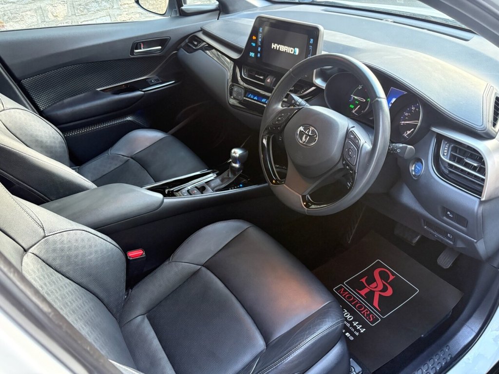 Used Toyota C-HR 2018 for sale - 77133661: Photo 10
