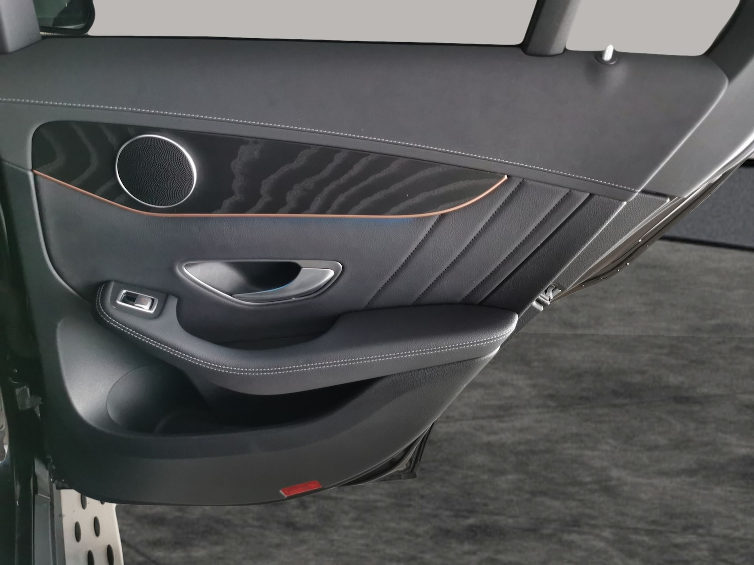 Used Mercedes-Benz EQC 2022 for sale - 78142115: Photo 32