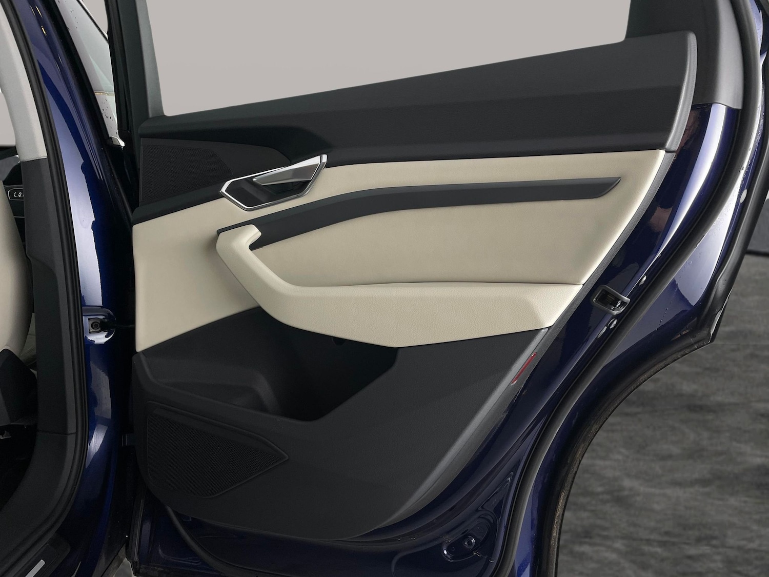 Used Audi e-tron 2021 for sale - 77347366: Photo 35