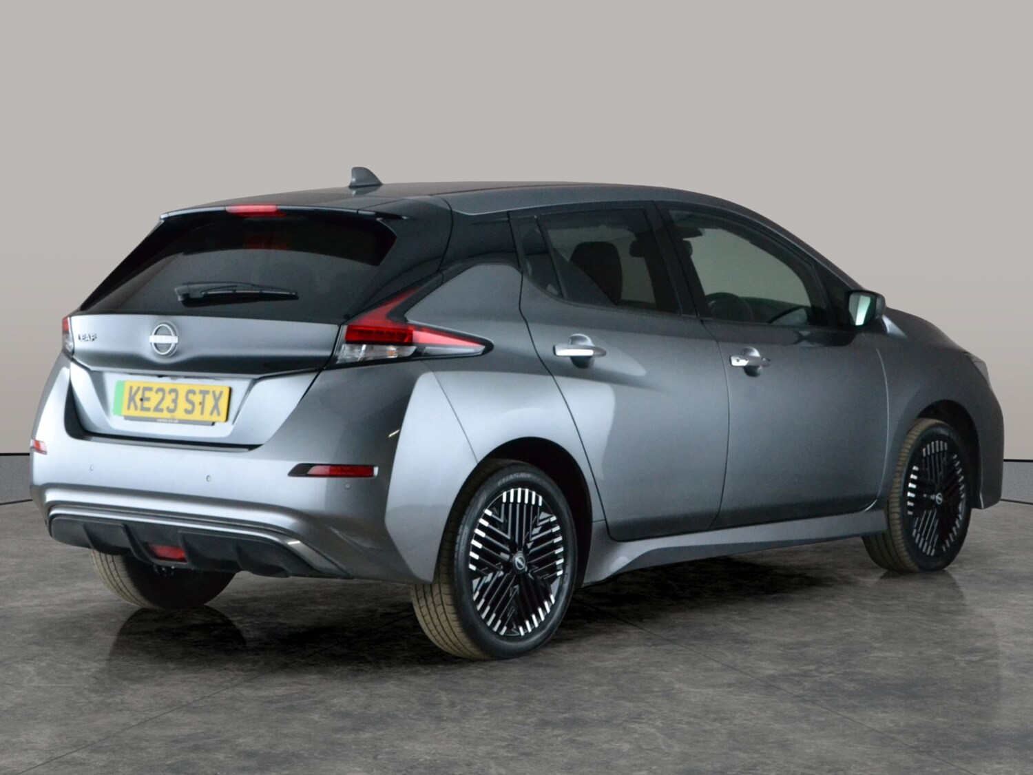 Used Nissan Leaf 2023 for sale - 78159694: Photo 10