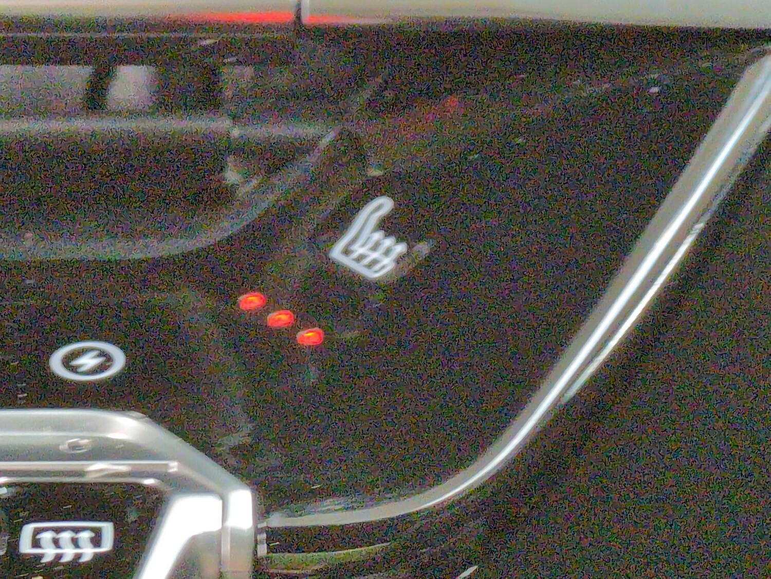 Used Peugeot 2008 2023 for sale - 77542920: Photo 16