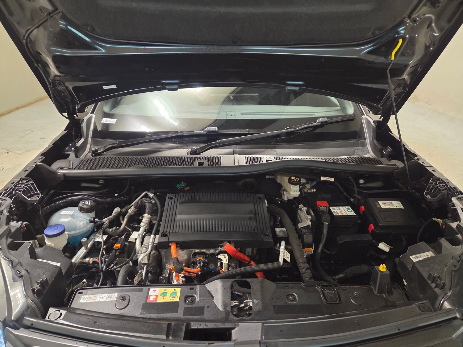 Used Peugeot 2008 2023 for sale - 77542920: Photo 32