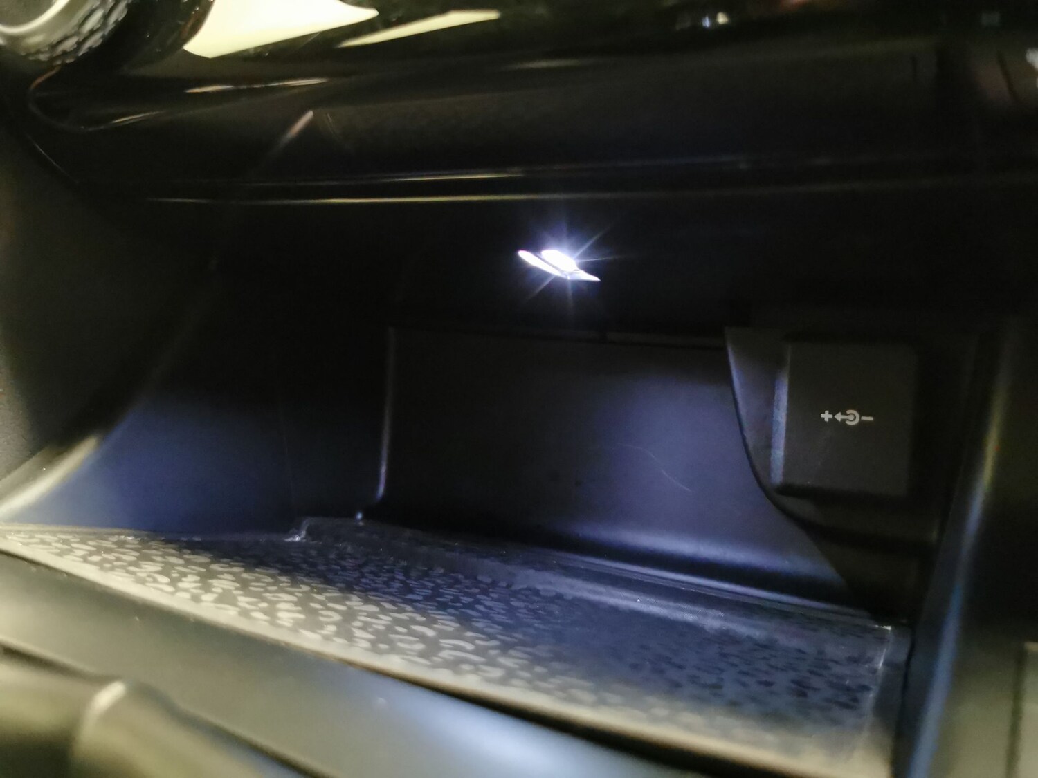 Used Jaguar E-Pace 2021 for sale - 77960533: Photo 23