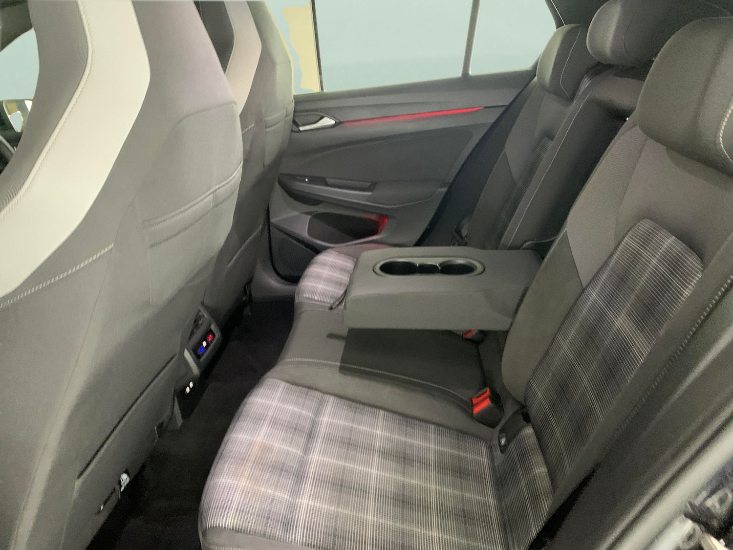 Used Volkswagen Golf 2020 for sale - 77060938: Photo 27