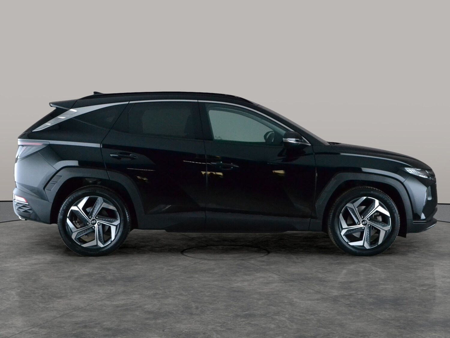 Used Hyundai TUCSON for sale - 77902103: Photo 11