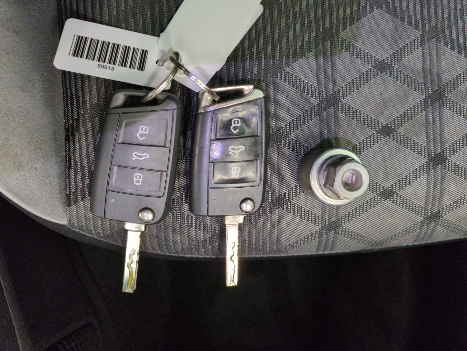 Used Volkswagen Tiguan for sale - 77208079: Photo 30