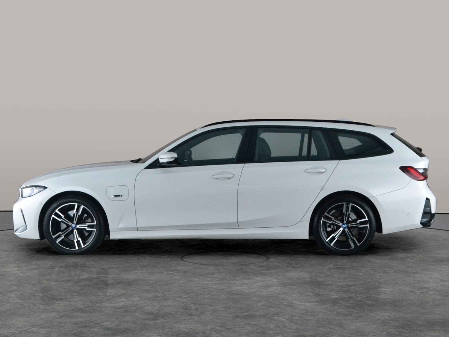 Used BMW 3 Series 2023 for sale - 77918357: Photo 14