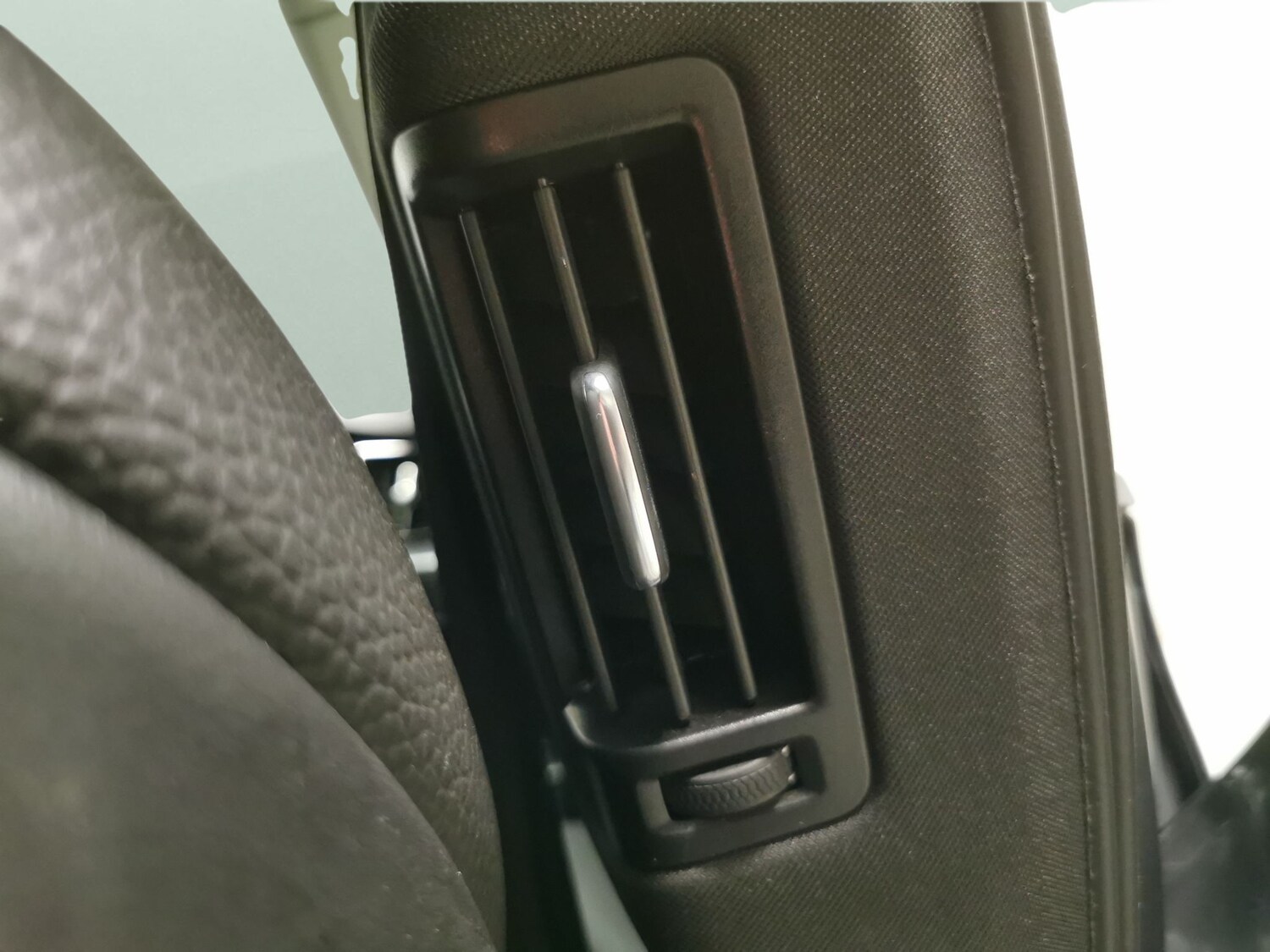 Used Volvo XC60 2021 for sale - 77686116: Photo 15