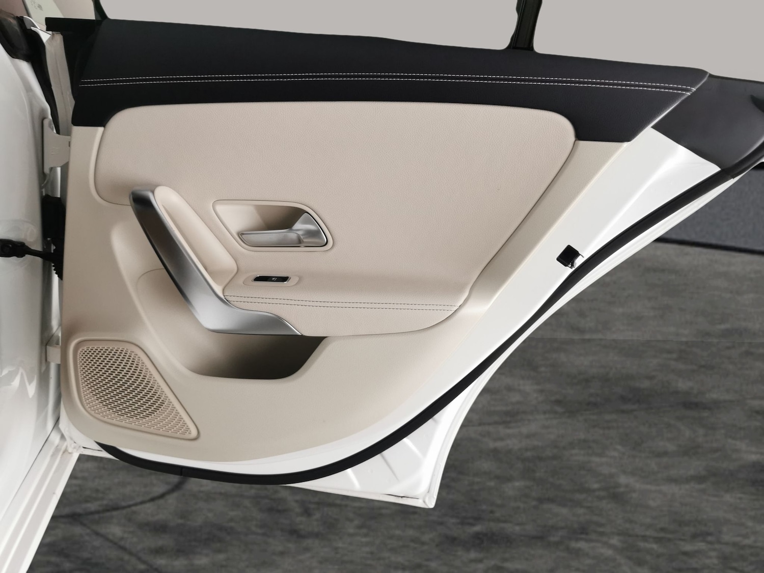 Used Mercedes-Benz CLA 2023 for sale - 77068158: Photo 32