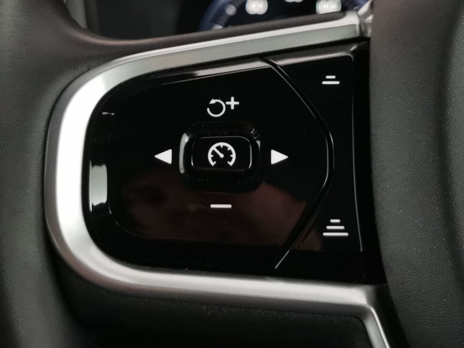 Used Volvo V60 for sale - 76859751: Photo 21