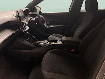 Used Peugeot E-2008 undefined for sale - 78734773: Photo