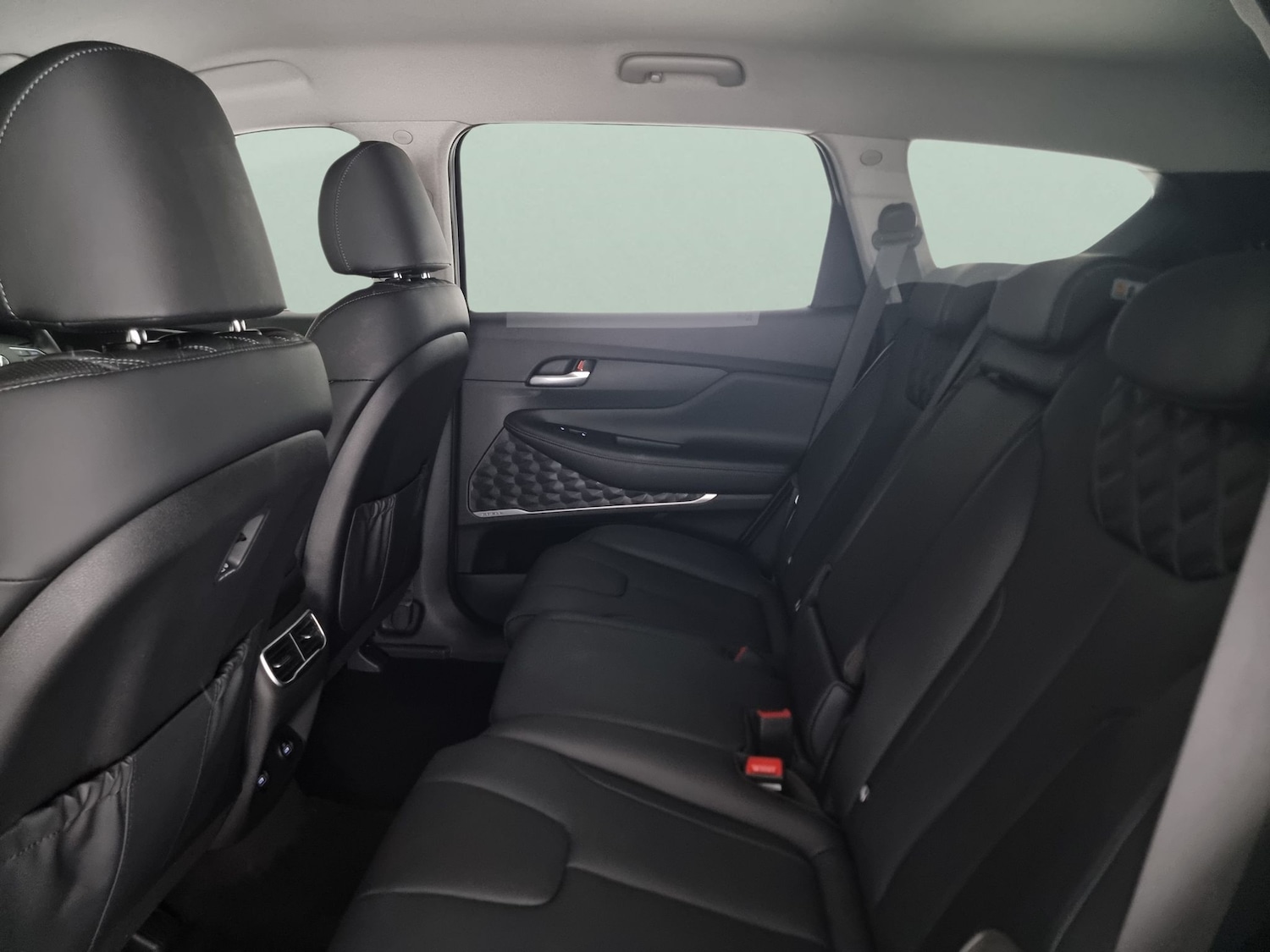 Used Hyundai Santa Fe 2022 for sale - 76487735: Photo 31