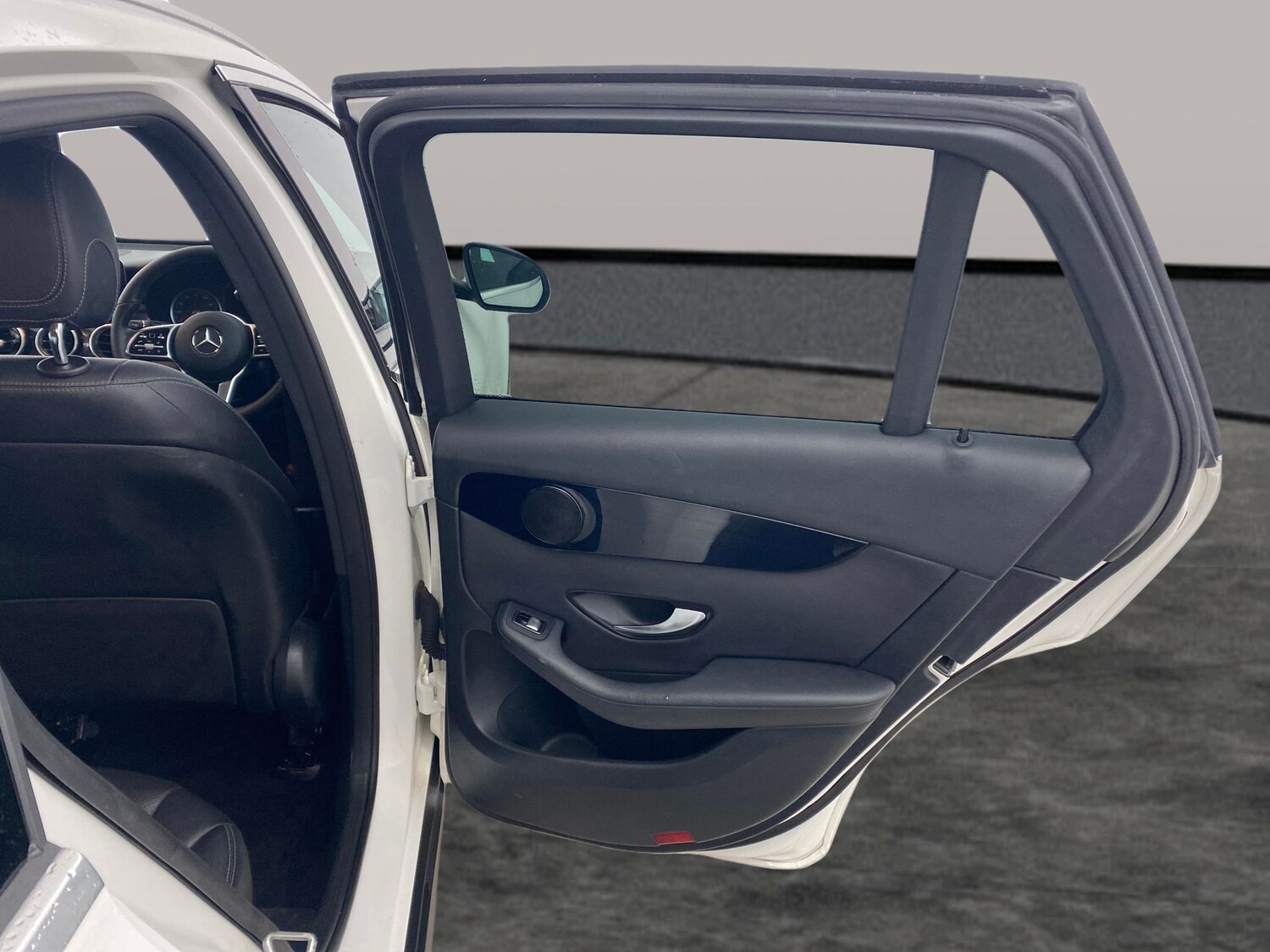 Used Mercedes-Benz GLC 2020 for sale - 77675974: Photo 27