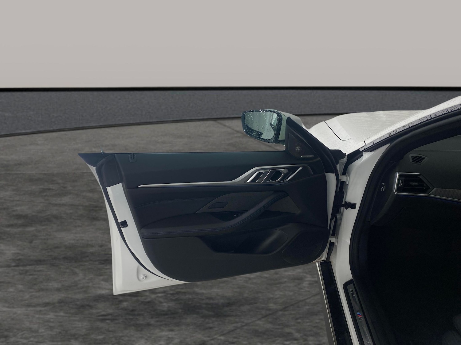 Used BMW i4 2022 for sale - 77404377: Photo 25