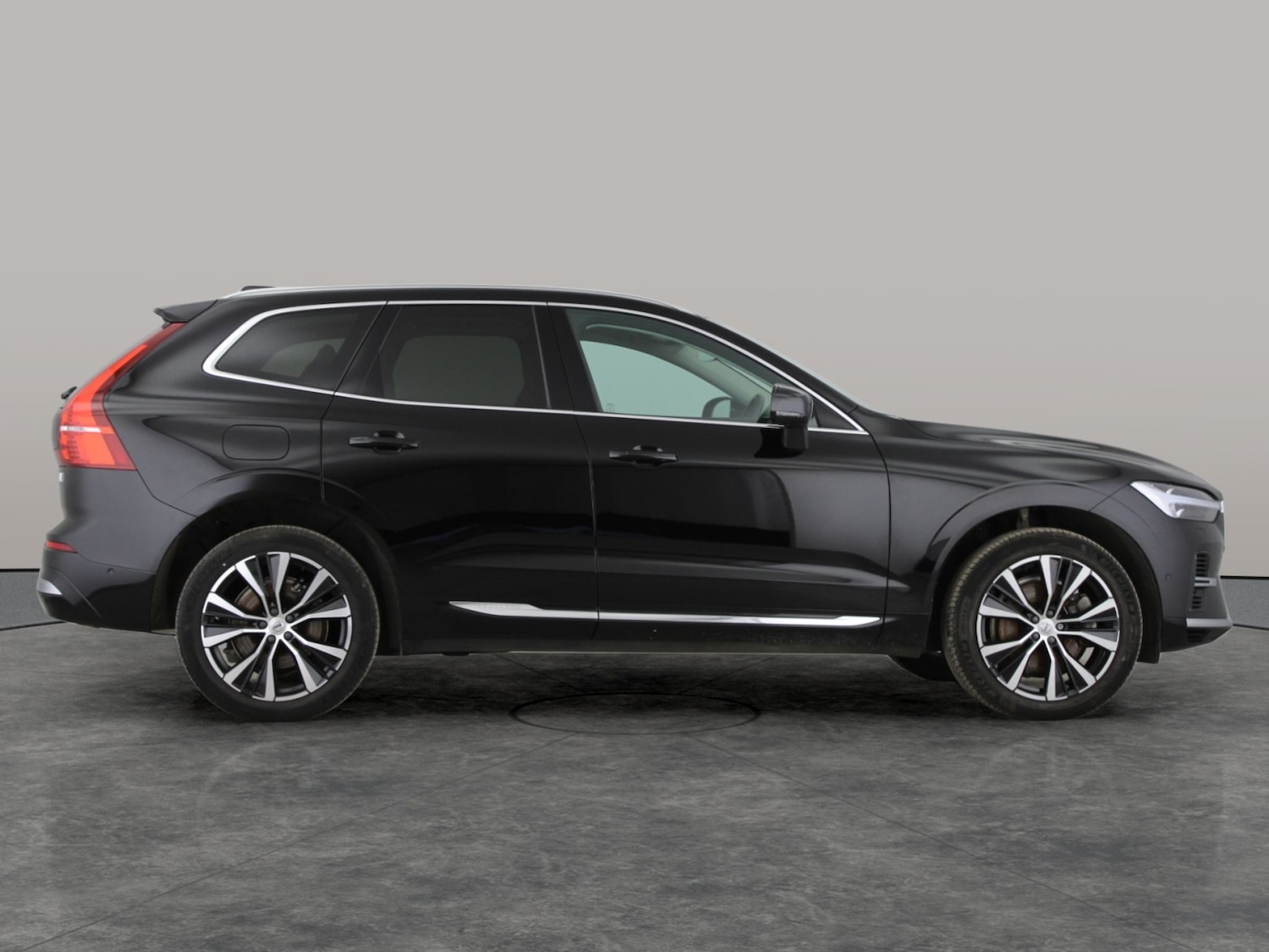 Used Volvo XC60 2022 for sale - 76738480: Photo 10