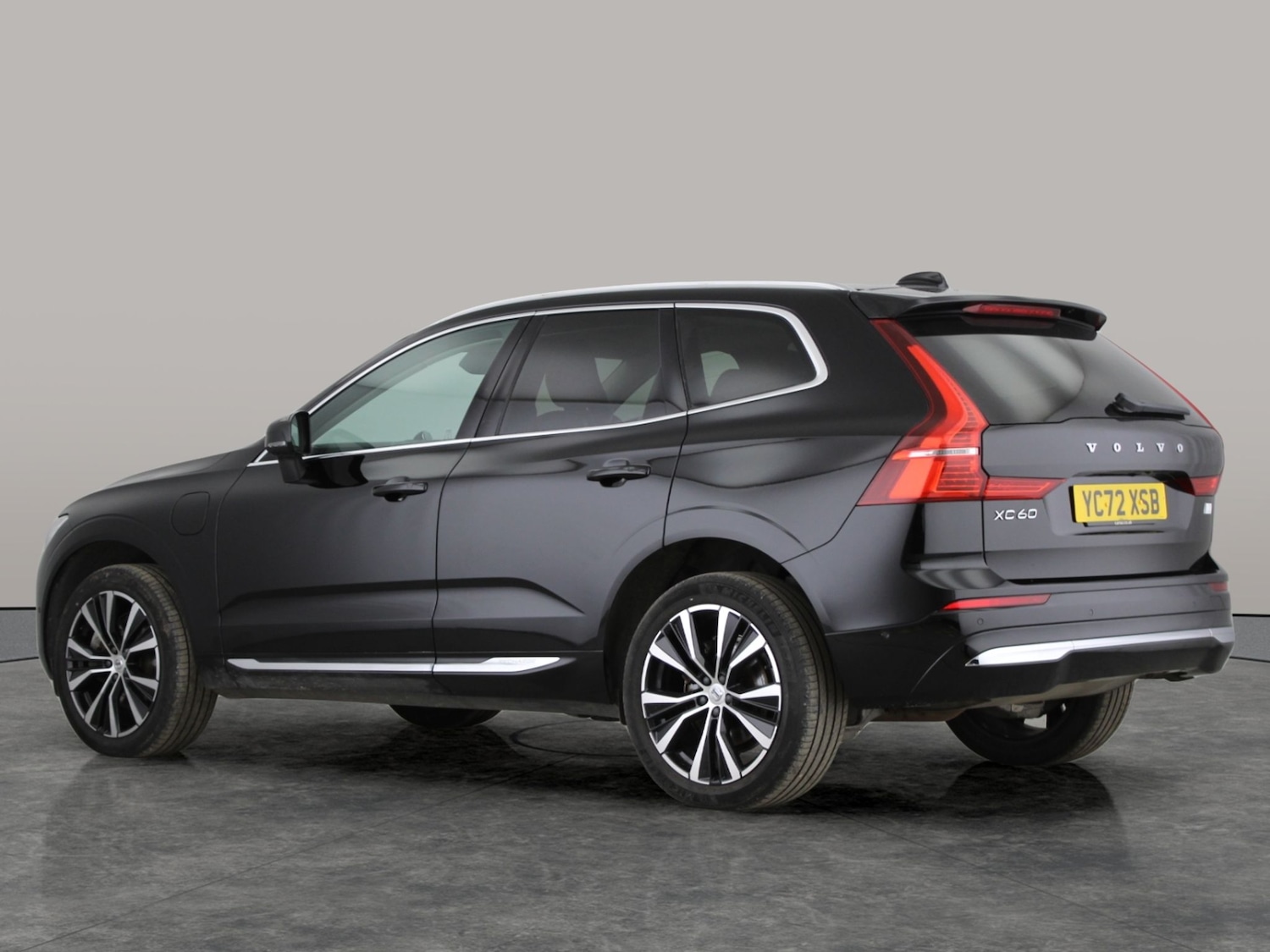 Used Volvo XC60 2022 for sale - 76738480: Photo 13