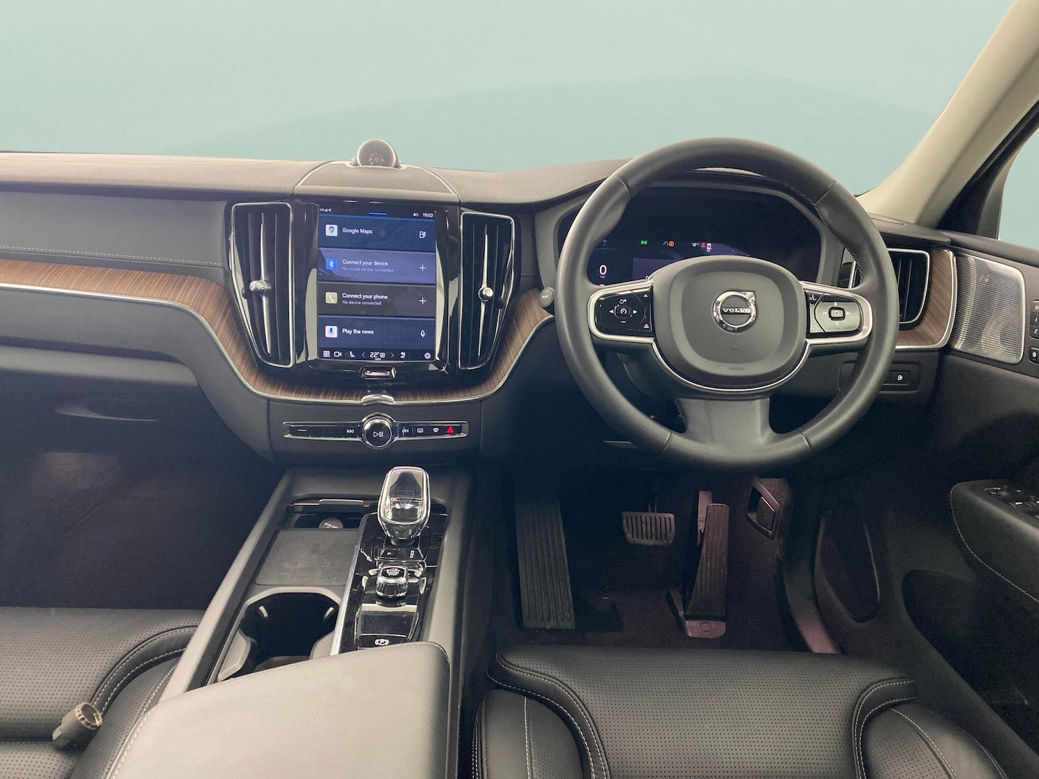 Used Volvo XC60 2022 for sale - 76738480: Photo 4